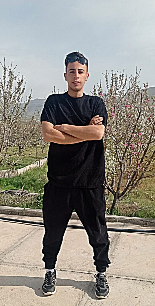 آرین آزاد